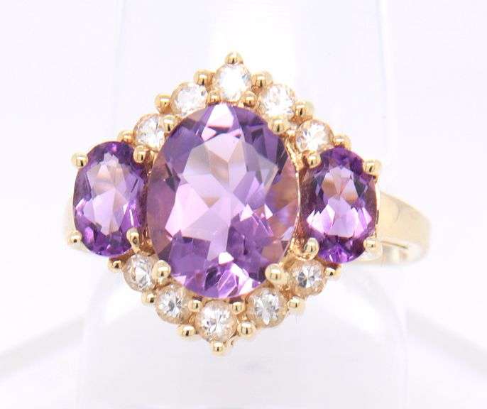 Elegant Yellow Gold Amethyst and Sapphire Cocktail Ring