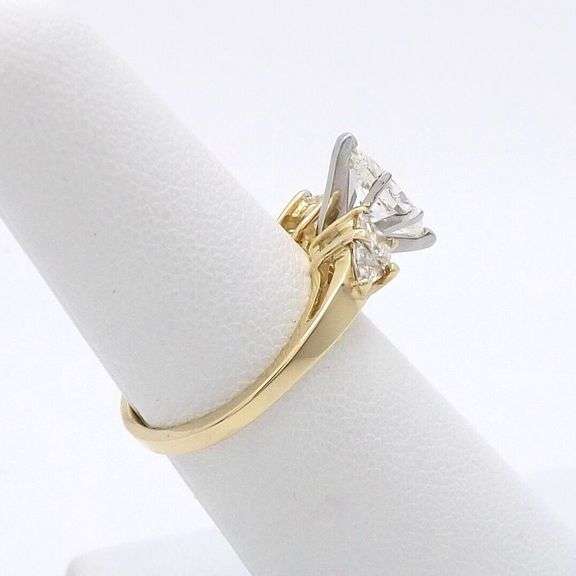 STUNNING 14KT SOLID YELLOW GOLD DIAMOND ENGAGEMENT RING