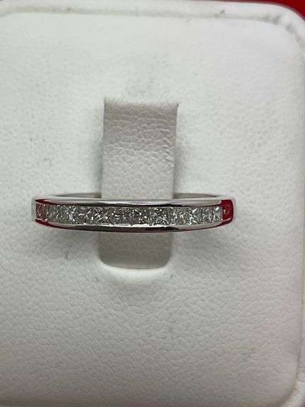 14K BRAND NEW WHITE GOLD AND DIAMOND