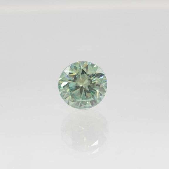 Dazzling 3.6 Ct Ice Green VVS1 10mm Fire Moissanite