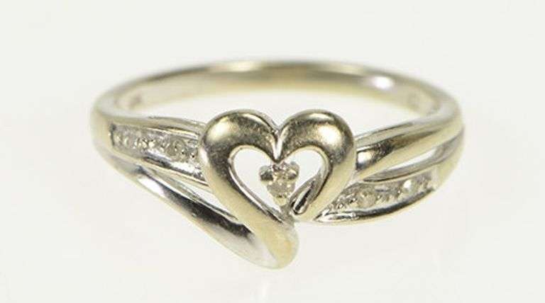 10K White Gold Classic Diamond Heart Love Symbol Promise Ring
