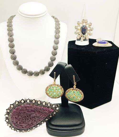 1 NECKLACE, 1 RING, 2 PENDANTS, 1 EARRING