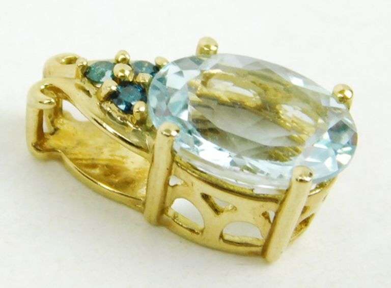 14K Aquamarine & Blue Diamonds Pendant