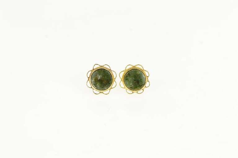 14K Yellow Gold Round Nephrite Vintage Scalloped Stud Earrings