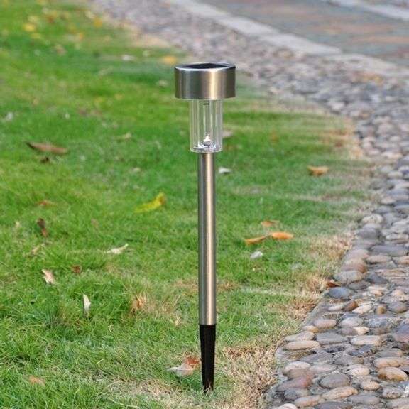 Durable Solar Garden Lights Illuminate Outdoors!