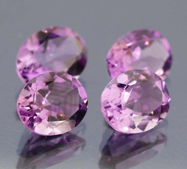 Glittering 9.38ct 10x8mm real Bolivian Amethyst set