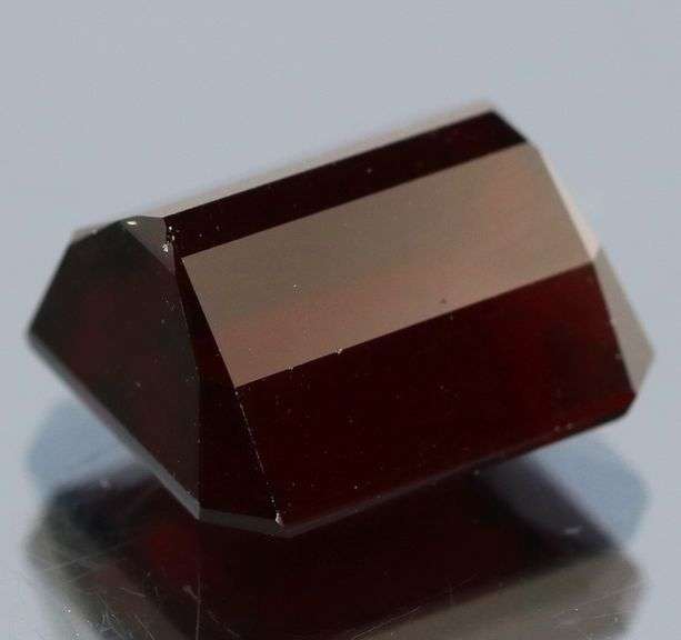 Midnight crimson 11.10ct Mozambique Garnet