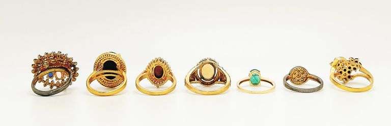 10 RINGS, 10 EARRINGS, 2 NECKLACES