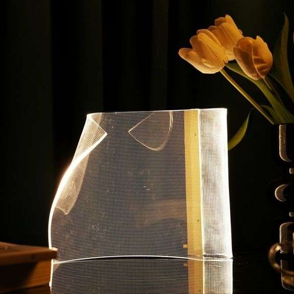 Glowing Sculptural Table Lamp: Dynamic Ambiance