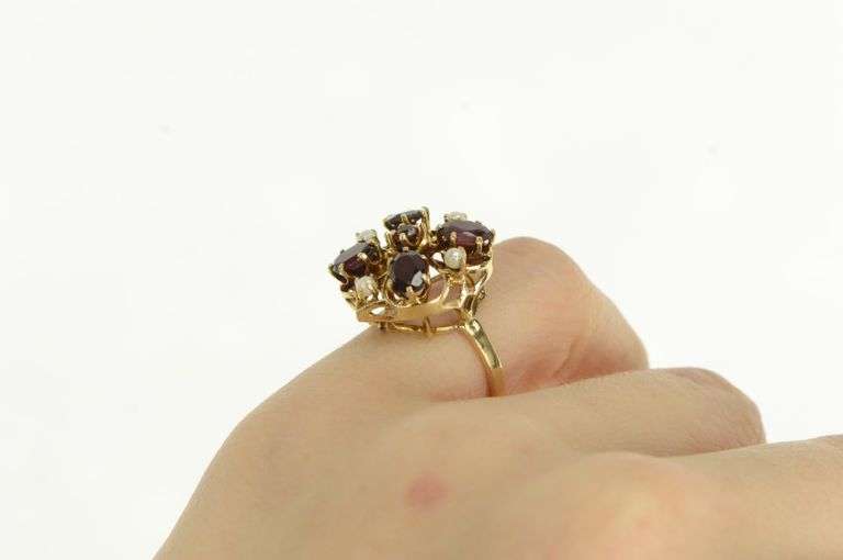 14K Yellow Gold Victorian Garnet Pearl Accent Vintage Cocktail Ring