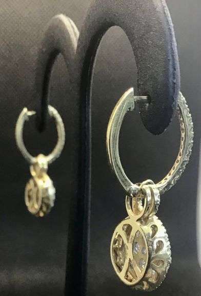 LUXURIOUS 14K YELLOW GOLD ROUND SHAPE CLUSTER DIAMOND DANGLE EARRINGS