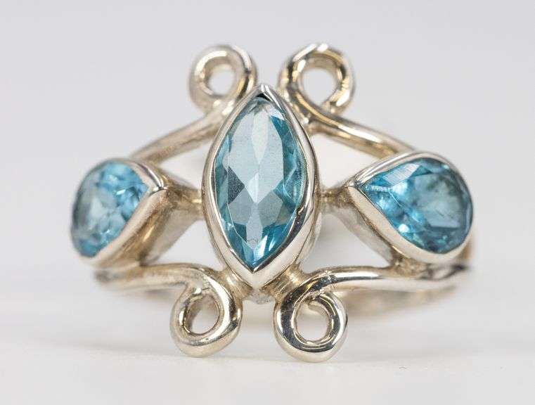 Sterling Silver Natural Blue Topaz Gemstone Ring Size 9