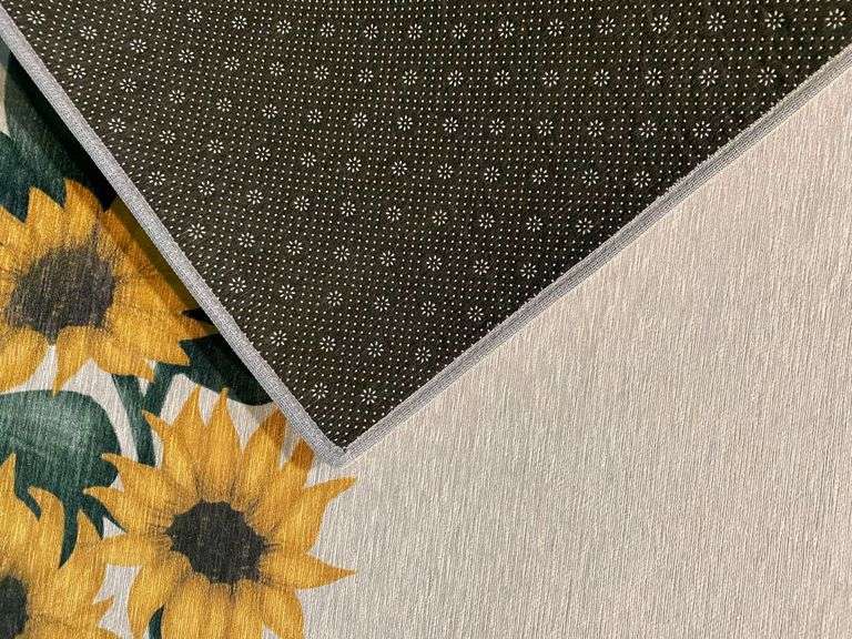 Accent Rug 5x8