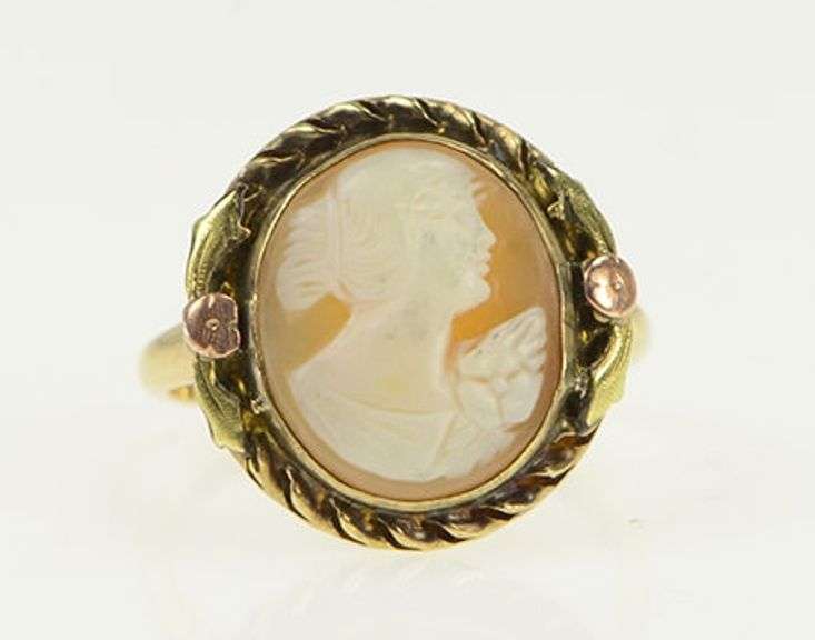 10K Yellow Gold Ornate Carved Shell Lady Cameo Statement Ring
