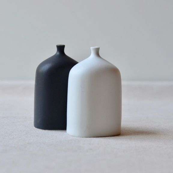 Monochrome Ceramic Vial Shakers