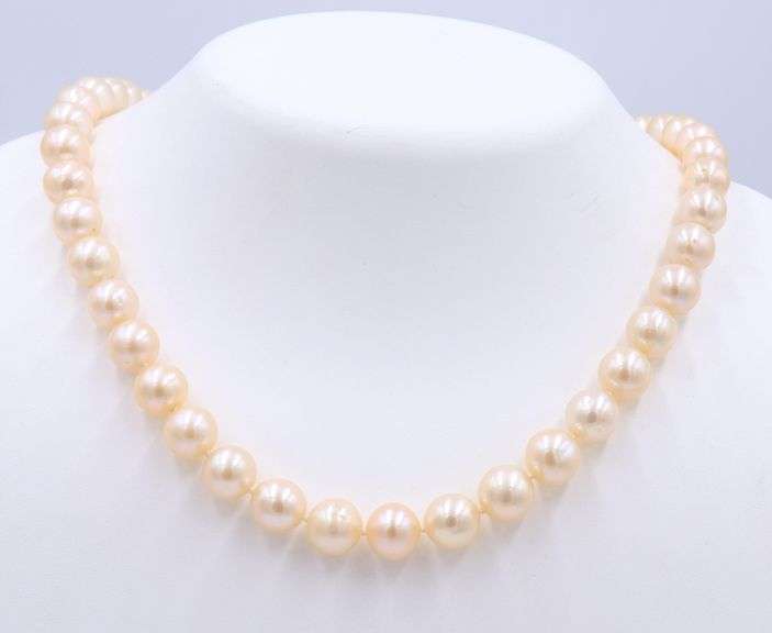 9.5m Pink Pearl Necklace