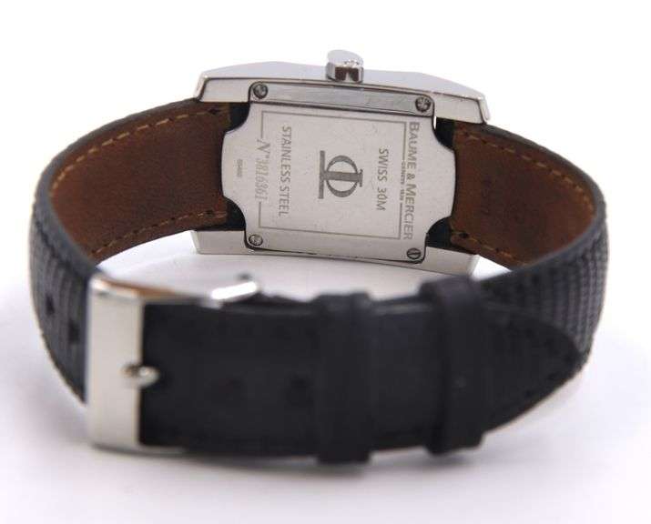 Baume &Mercier Hampton White Dial Quartz Diamond Watch