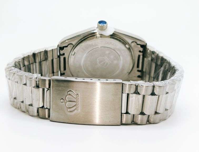 Men's SS Classic Diver Watch w/ Day Date