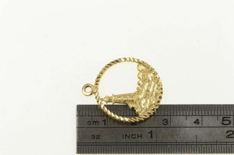 10K Yellow Gold Peggy's Cove Nova Scotia Canada Souvenir Charm/Pendant