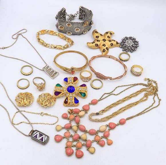 Lot of Mis Jewley in Sterling Silver
