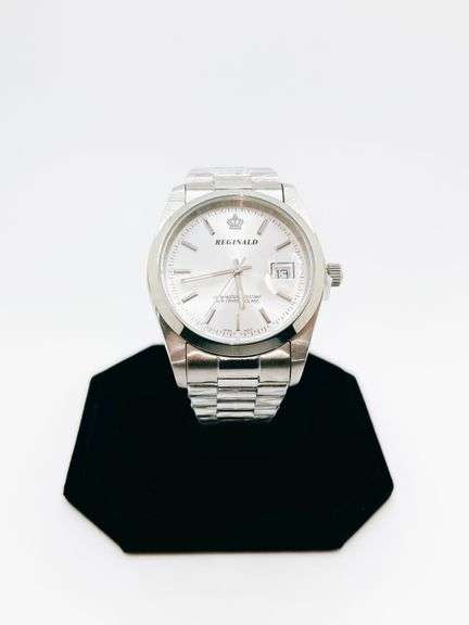 Men's Stainless Steel Classic Diver Watch w/ Day Date