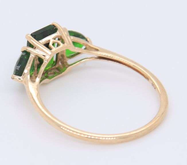 Gorgeous 3 Stone Emerald Cocktail Ring in Yellow Gold