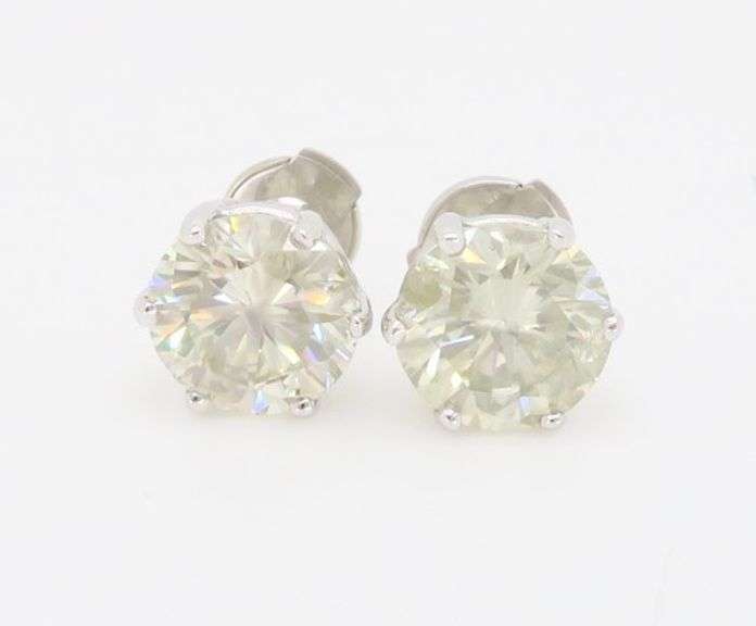 Incredible 4.02ctw Diamond Stud Earrings