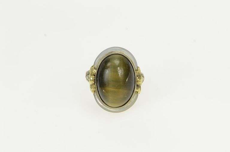 14K White Gold Art Deco Cat's Eye Mother of Pearl Filigree Ring