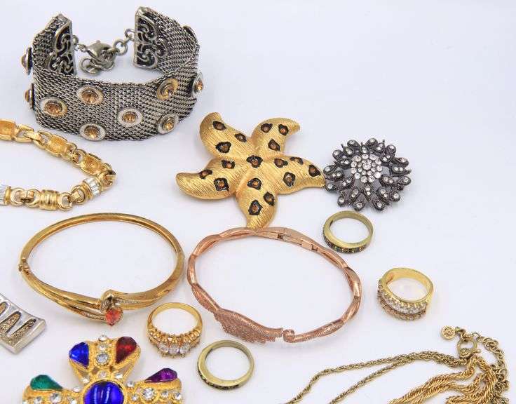 Lot of Mis Jewley in Sterling Silver