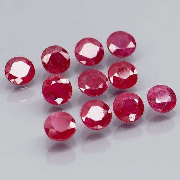 Heated only! 3.02ct natural violet red Ruby set