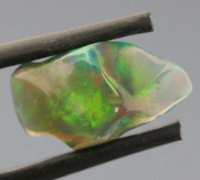 Amazing 3.16ct free form black Opal vein