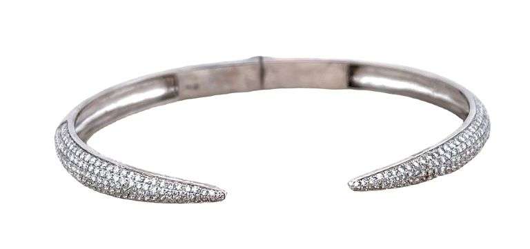 18K WHITE GOLD OPEN BANGLE WITH DIAMONDS