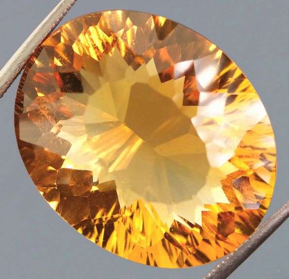 Big 25.34ct natural golden yellow Citrine
