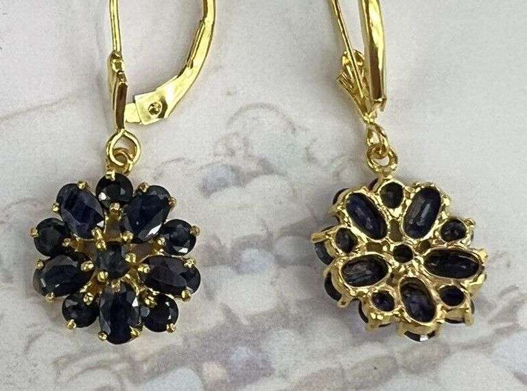 14KT SOLID YELLOW GOLD & 3.0 CARAT NATURAL BLUE SAPPHIRE EARRINGS