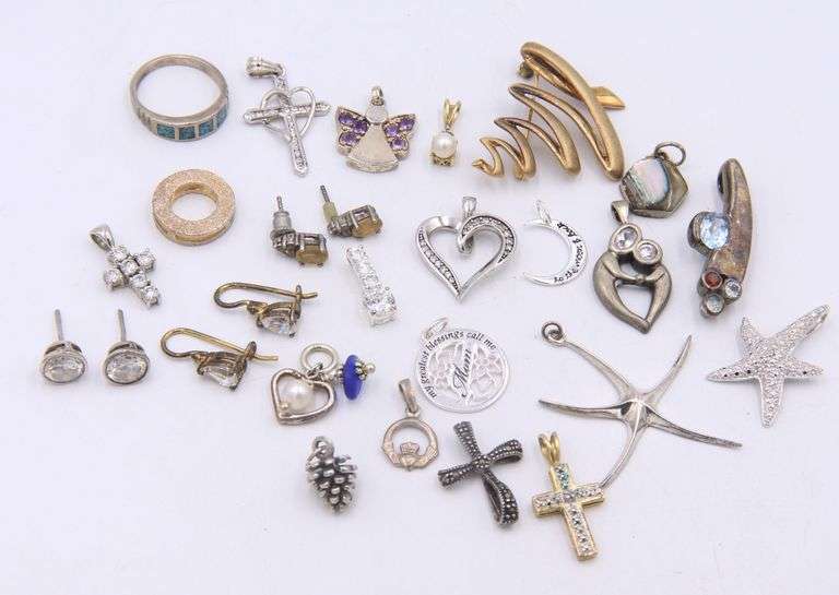 Group Lot of Vintage 925 Sterling Silver Miscellaneous Jewelry