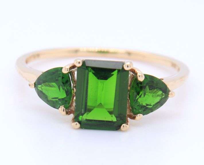Gorgeous 3 Stone Emerald Cocktail Ring in Yellow Gold