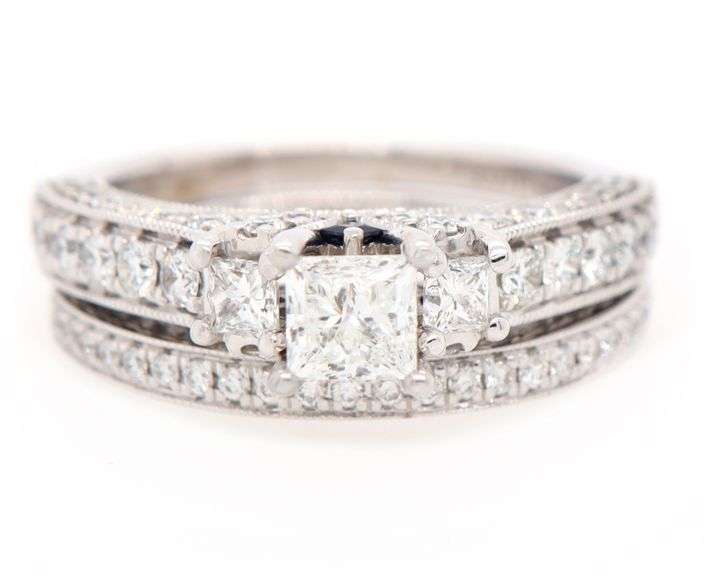 Vera Wang 1.50ctw Princess and Round Diamond Three Stone Straight Bridal Set in 14K