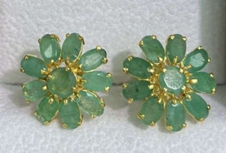 14KT SOLID YELLOW GOLD EMERALD FLOWER EARRINGS