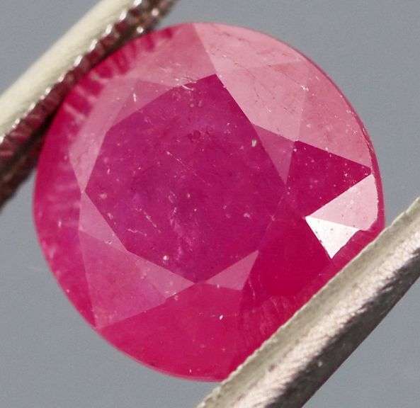 Heated only! 2.44ct top red pink Ruby