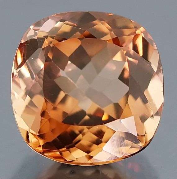 Bubbling 4.30ct peach champagne Imperial Topaz