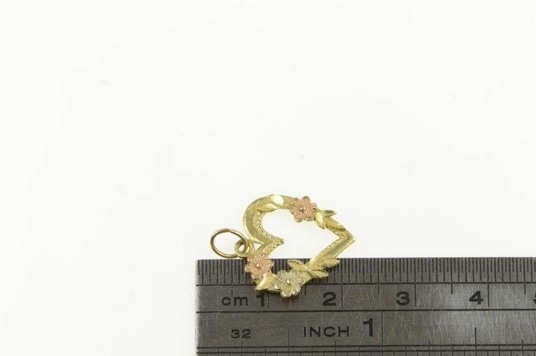 14K Yellow Gold Black Hills Leaf Heart Love Symbol Charm/Pendant