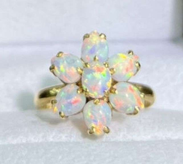 GORGEOUS 14KT SOLID YELLOW GOLD & OPAL COCKTAIL RING