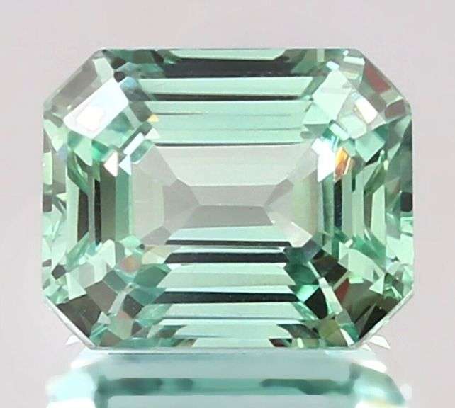 7.50 CARAT GREEN SAPPHIRE RADIANT CUT LOOSE GEMSTONE