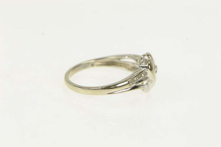 10K White Gold Classic Diamond Heart Love Symbol Promise Ring
