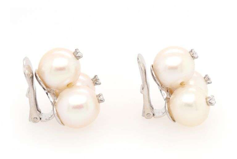 Vintage David Webb Cultured Pearl and 0.18ctw Diamond Earrings in 18K