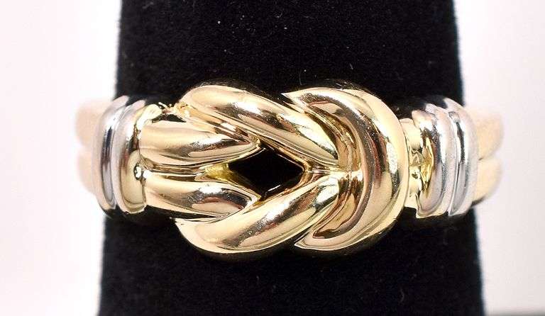 Admirable Knot Ring In 14K Yellow Gold