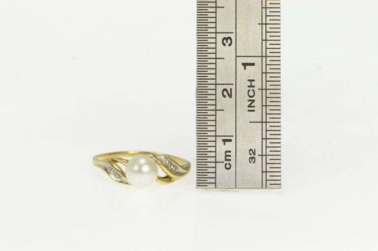 10K Yellow Gold Pearl Diamond Accent Vintage Statement Ring