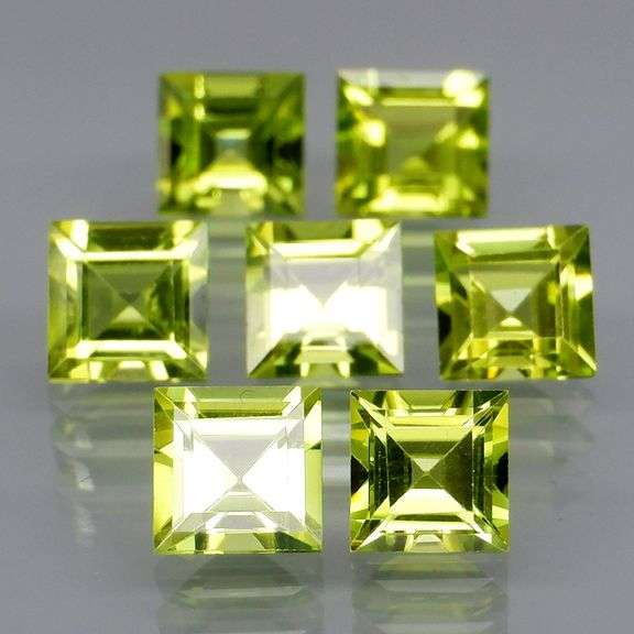 Princess cut unheated! 4.91ct Peridot set