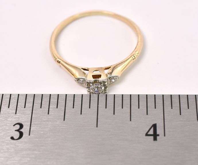 Simply Beautiful Diamond Ring In 14K Yellow Gold