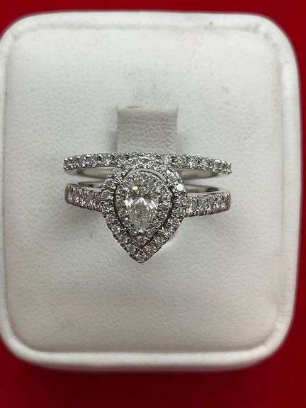 CERTIFIED BRAND NEW 14K WHITE GOLD AND DIAMOND WEDDING SET